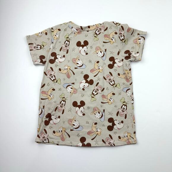 Made by Molly Disney Inspired Pocket Tee - Picture 4 of 5